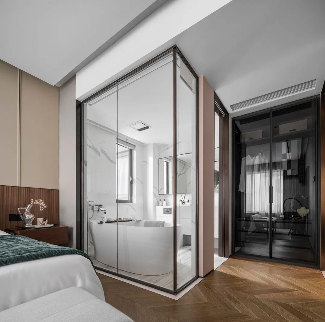 現代簡約風格室內設計家裝案例-臥室淋浴室