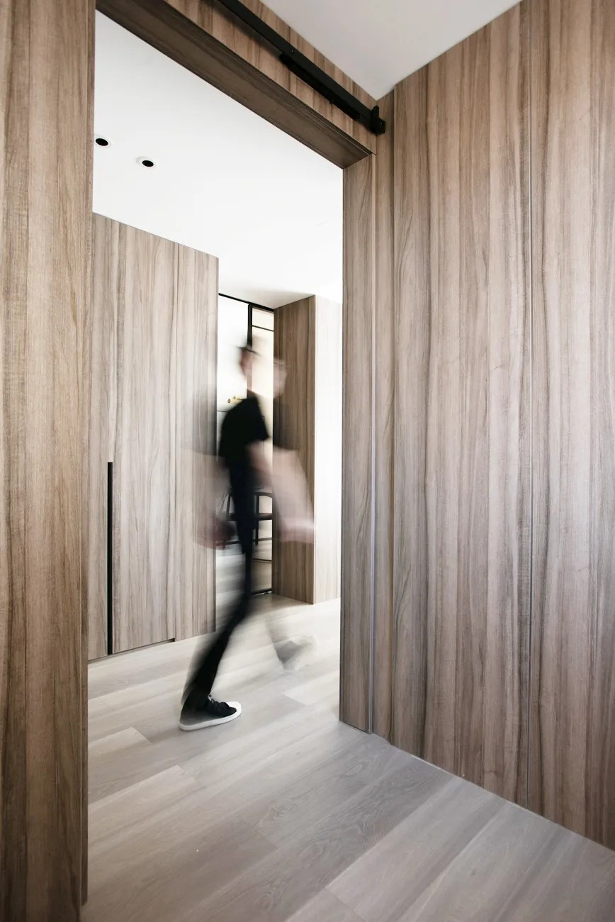 北歐原木風格家裝設計室內裝修效果圖-走廊