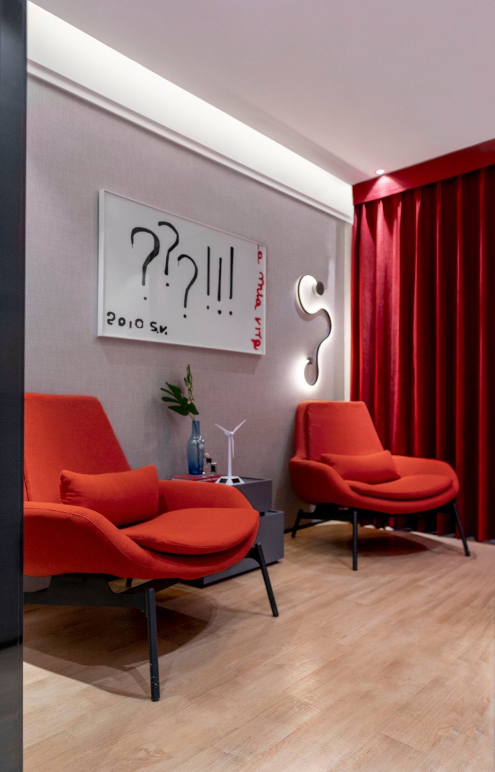 現代簡約風格室內設計家裝案例-臥室