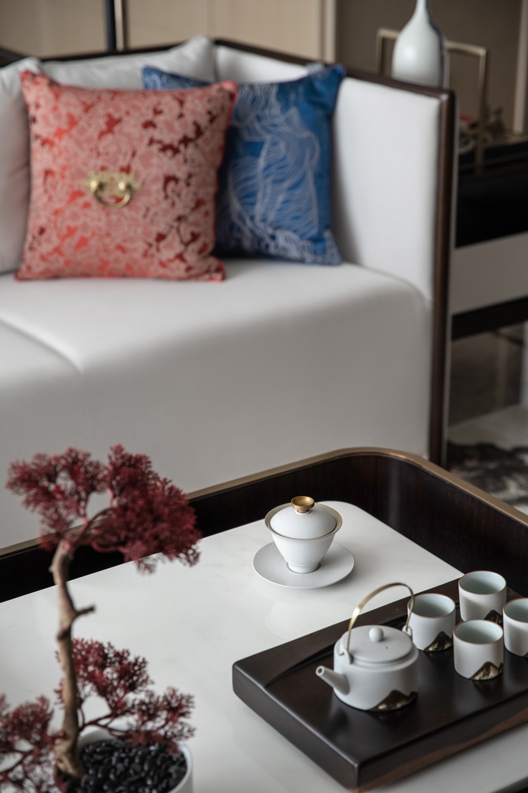 新中式風格家裝設計室內裝修效果圖-客廳茶幾茶具