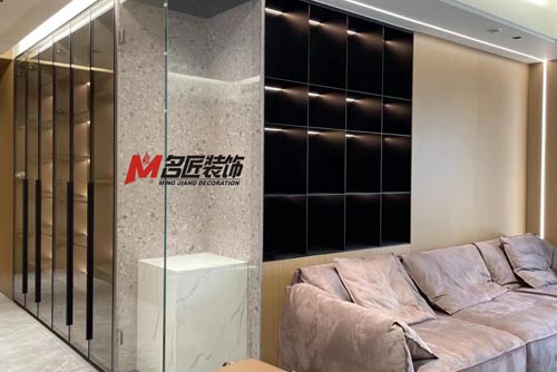 柳州市祥興匯南國際現代簡約風格三居室裝修案例
